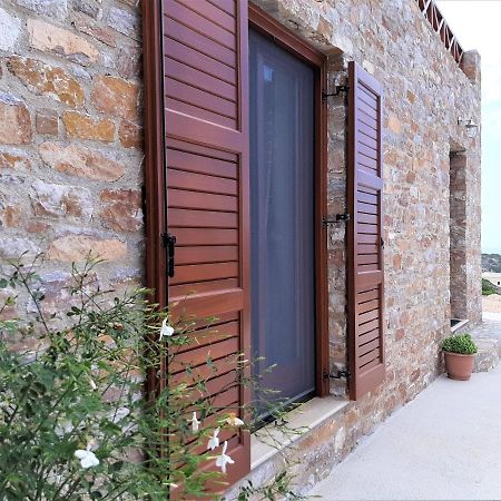 Villa Adeiata Adiata Екстериор снимка